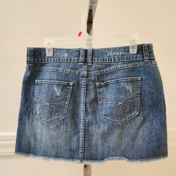 Elle Womens Stretch Blue Denim Mini Skirt Distressed Gold Sequin Detail - Picture 9 of 9